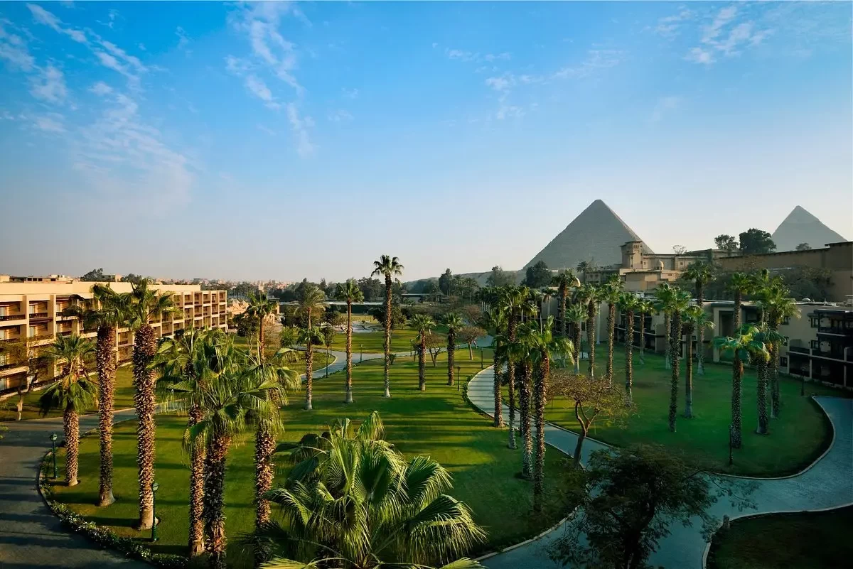 Panoramic view of the Giza Pyramids from an upscale setting