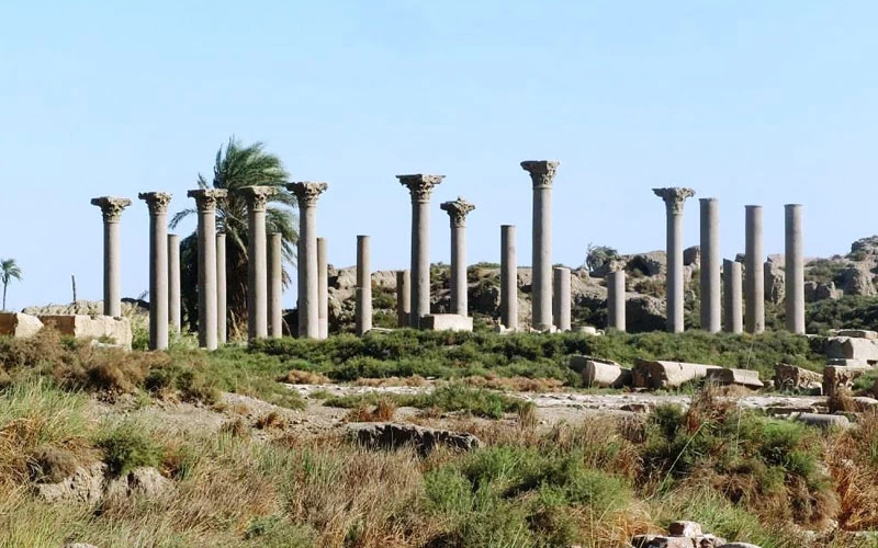 Archaeological sites in El Minya, featuring ancient Egyptian tombs