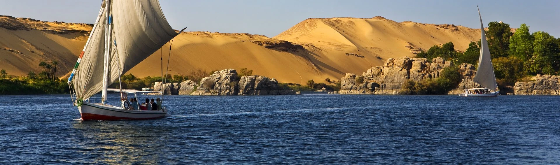 Giza Pyramids with Felucca Ride in Maadi day Tour