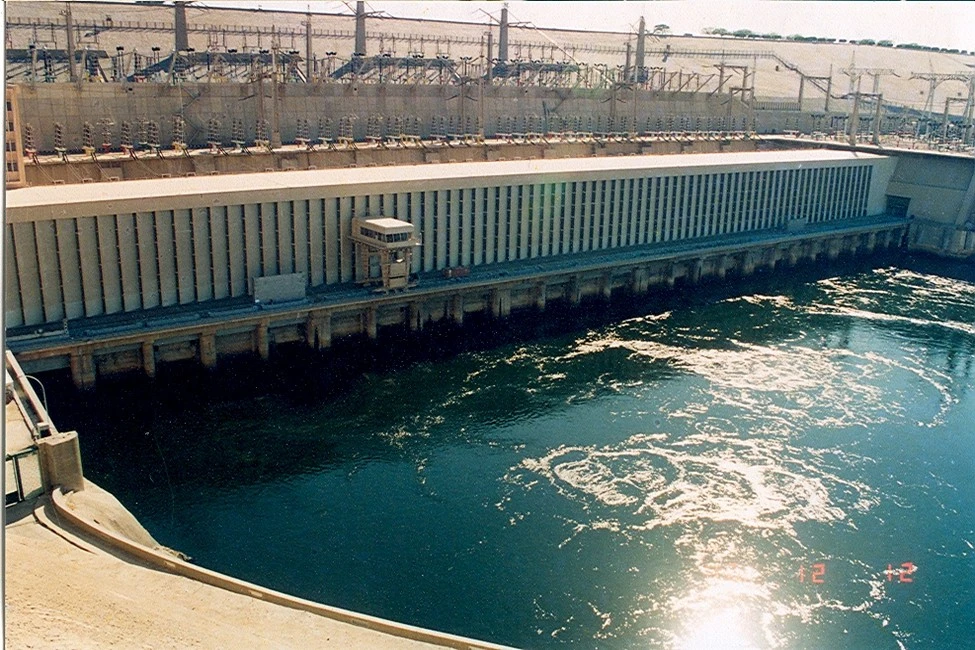 Abu Simbel and High Dam Tour