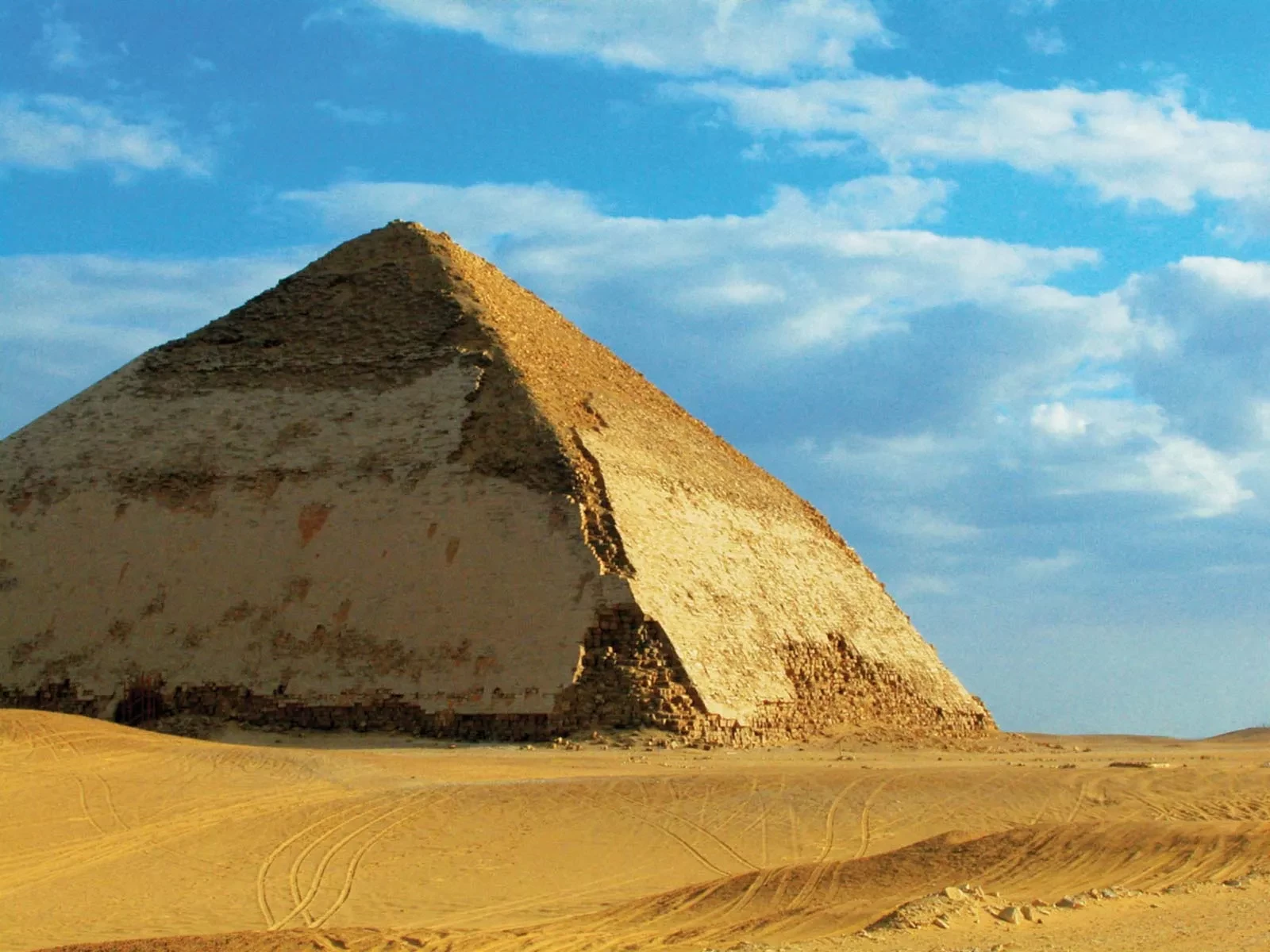2 Days Tour to Visit Amazing Pyramids in Egypt