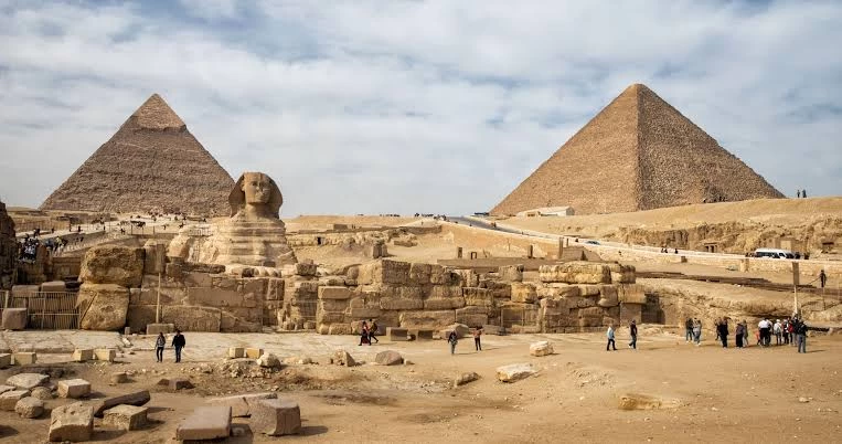 Giza Pyramids Tour with Camel Ride and Lunch From Aswan