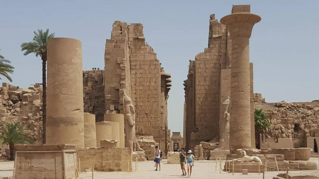 Luxor full-day tour mummification & Luxor Museum with Karnak Temple from Aswan
