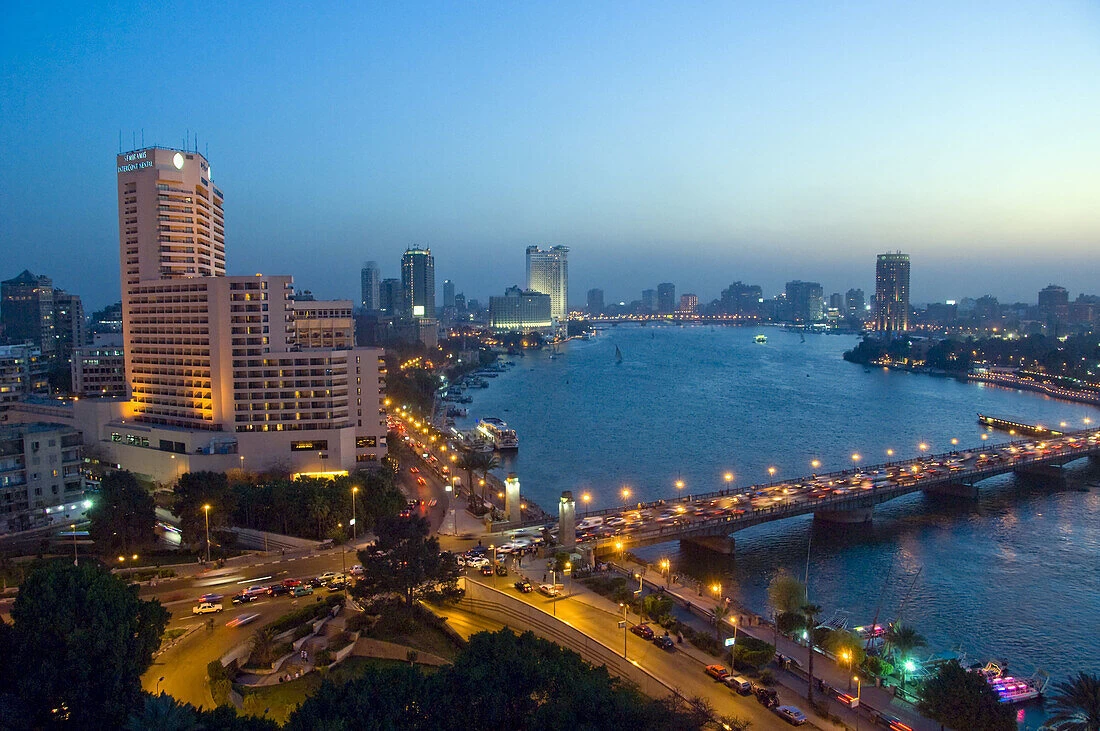 Tours from Aswan to Cairo with lunch.
