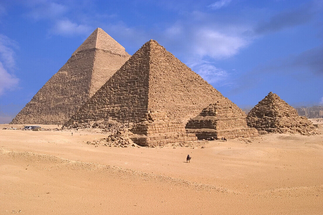 Budget Tour to Giza Pyramids, the NMEC, and Felucca ride