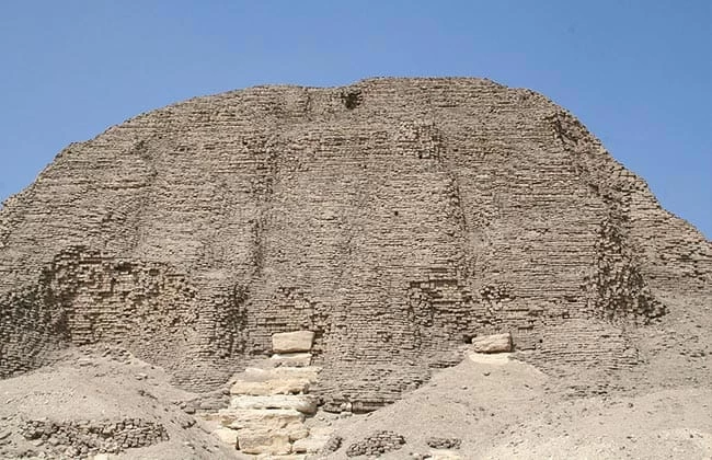 Giza, Lahun & Meidum Pyramids Tour