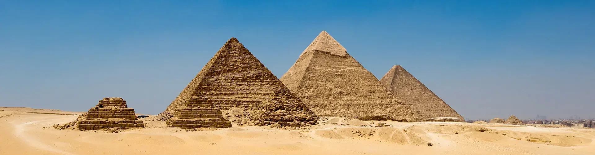 Budget Tour to Giza Pyramids and the Sphinx