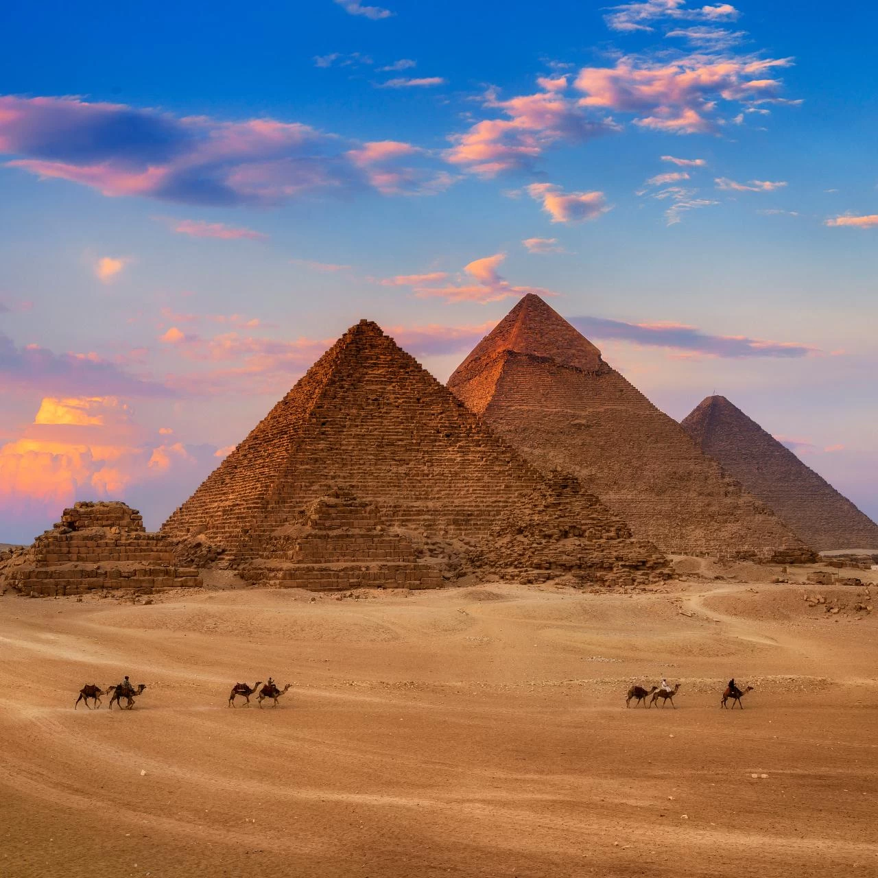 giza pyramids3
