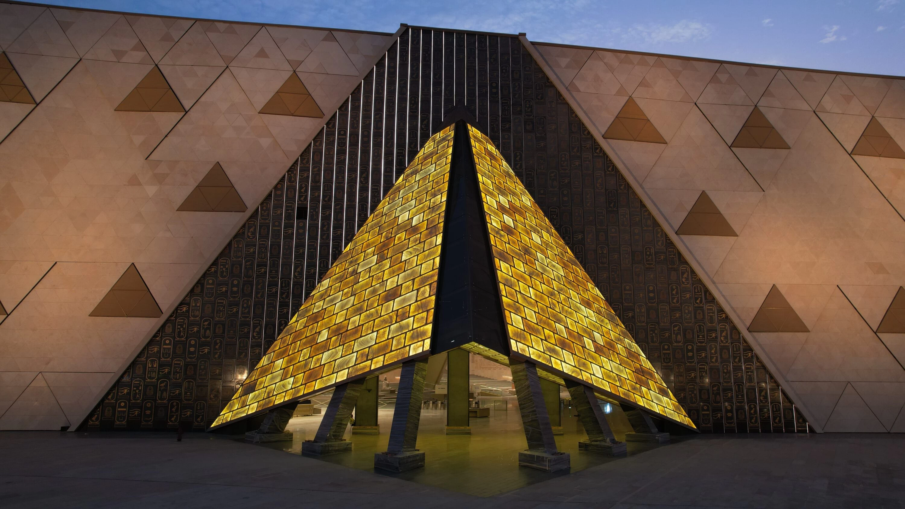 Day Tour to Pyramids, Grand Egyptian museum