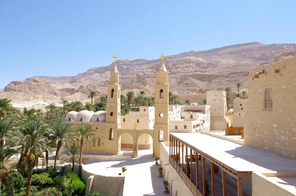 Day Tour to Wadi El Natroun Monasteries from Cairo
