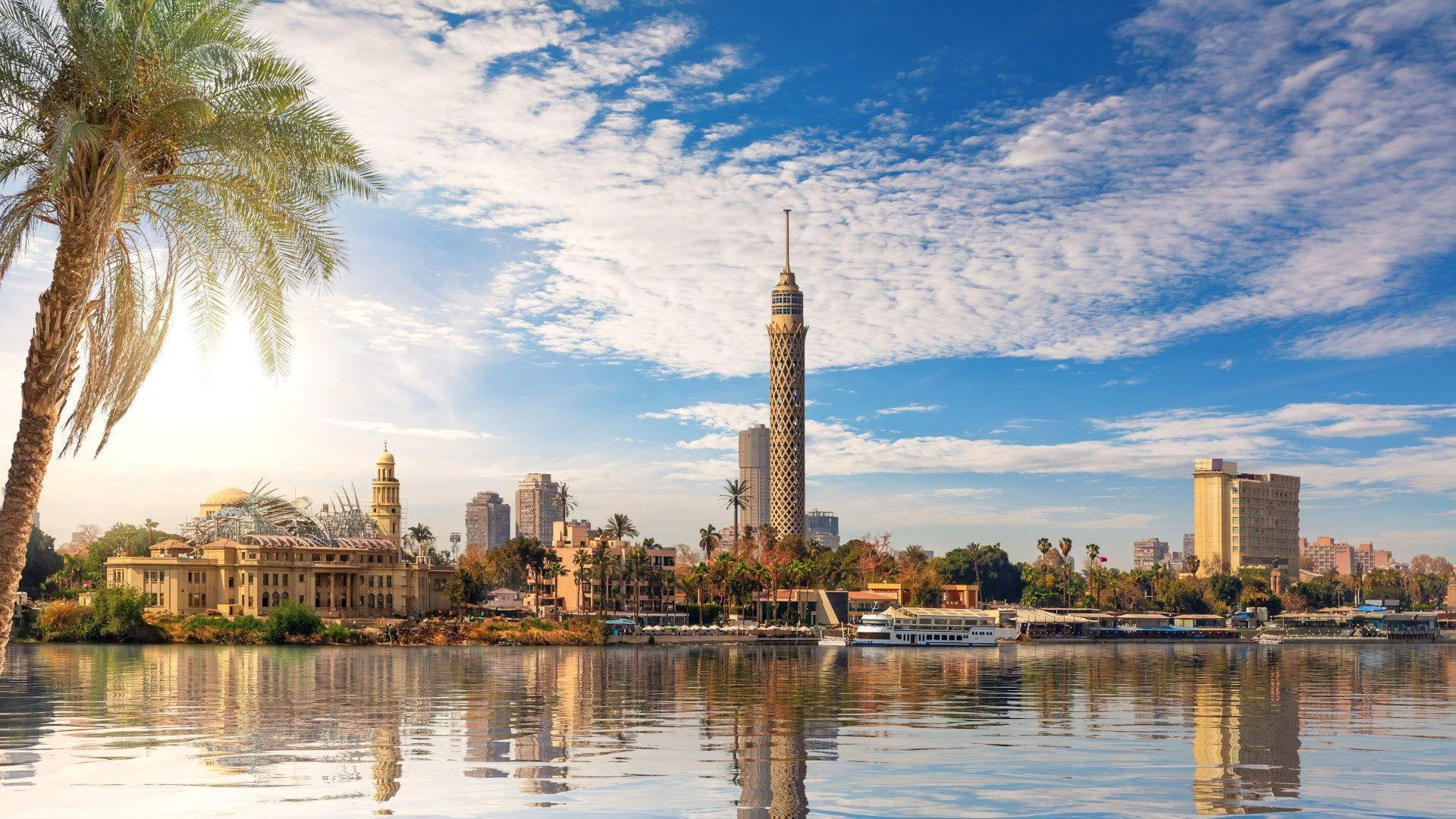 Day Tour to Al Azhar, Al Hussein, Cairo, and Giza Pyramids