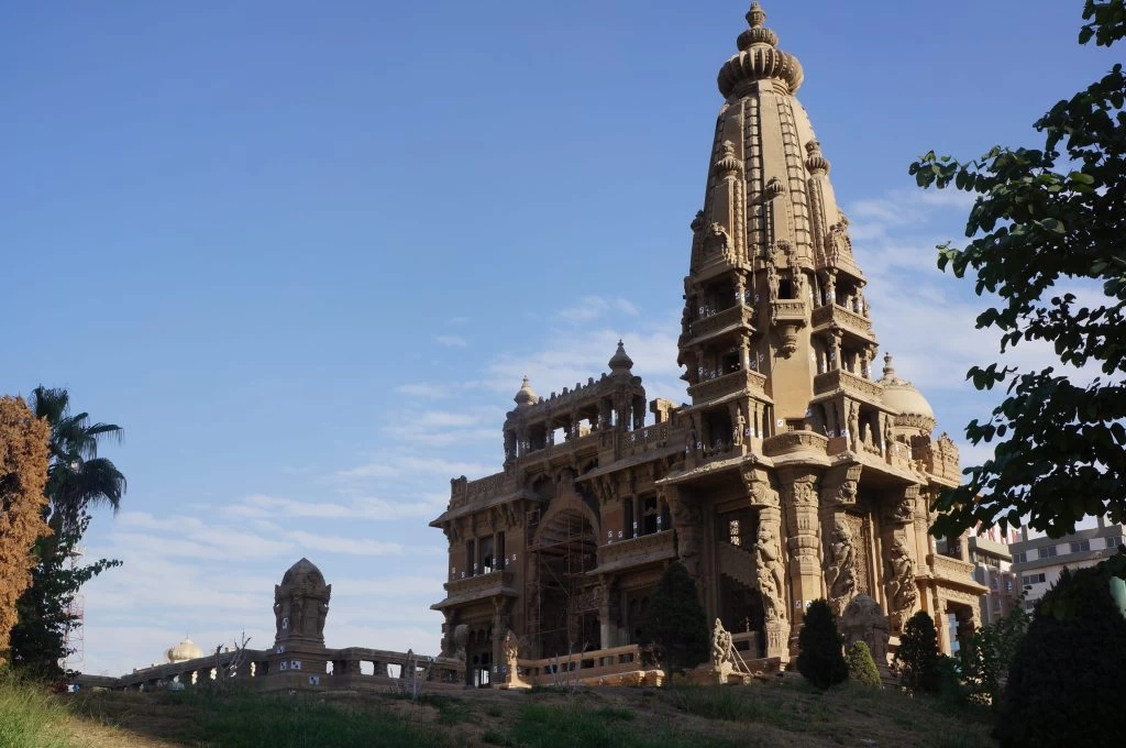 Day Tour to the Baron palace, NMEC, and Pyramids.