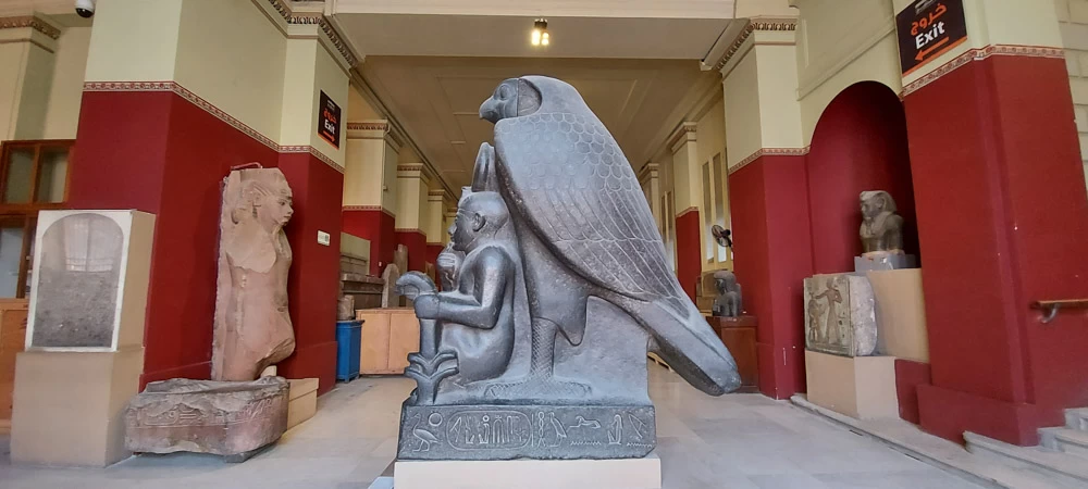egyptian museum tahrir old768