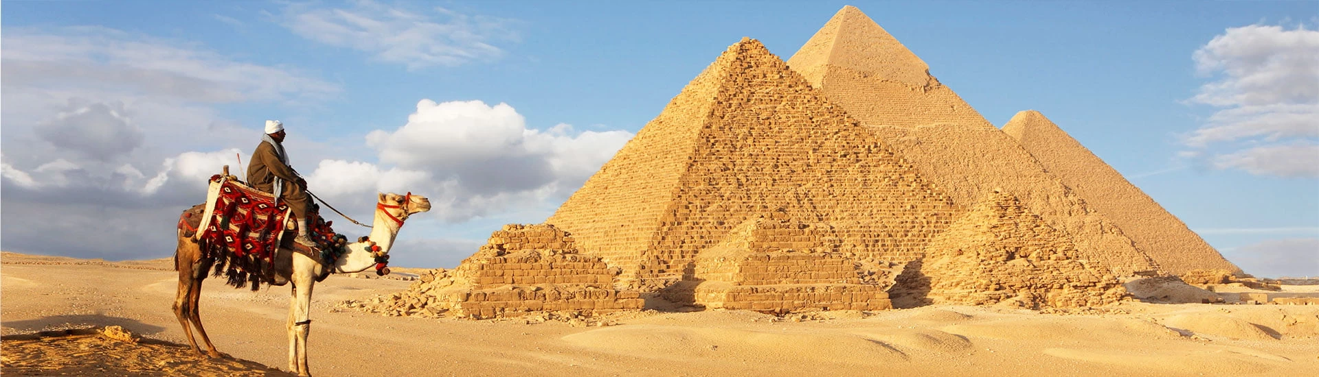 Islamic Cairo & Giza Pyramids Tour from Sharm El Sheikh