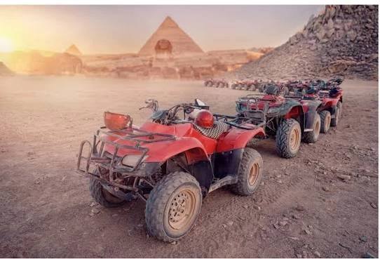 Pyramids Safari Tour from Luxor by Air