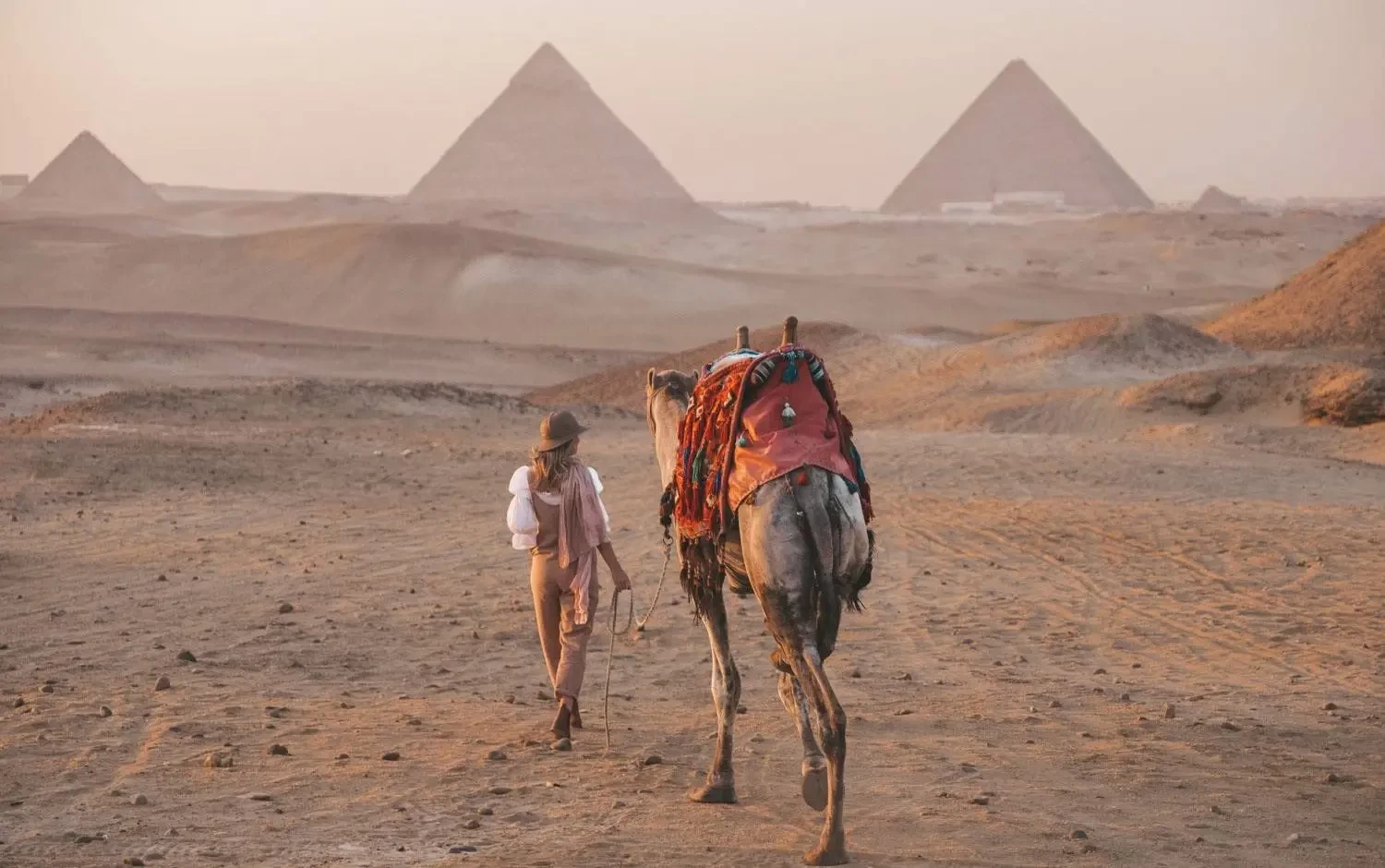 Affordable Egypt tour with iconic landmarks