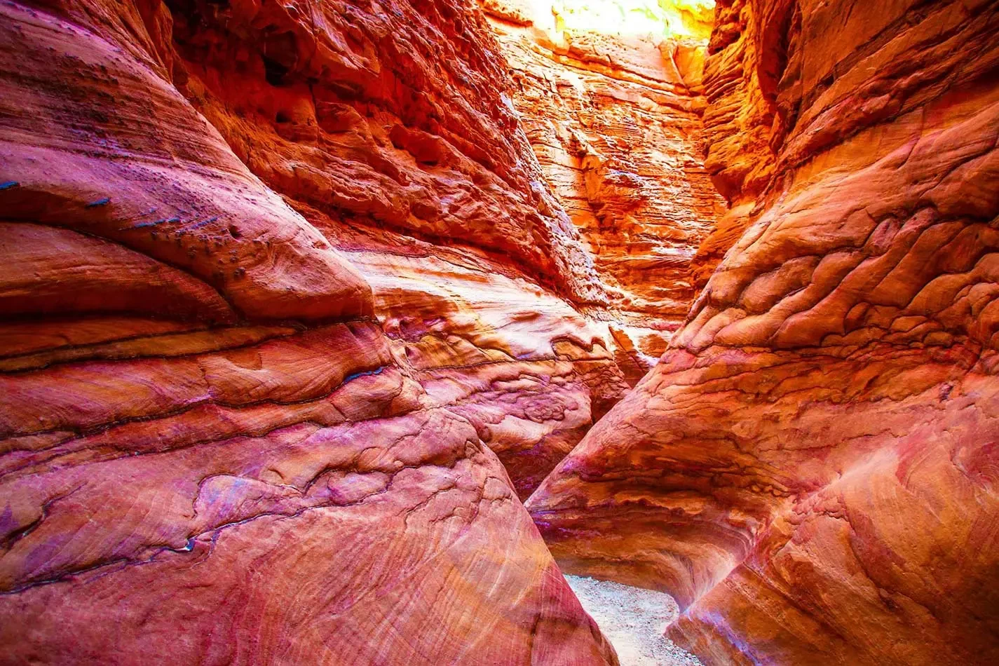 colored canyon67567