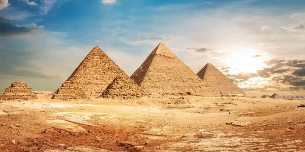 Visit Giza Pyramids
