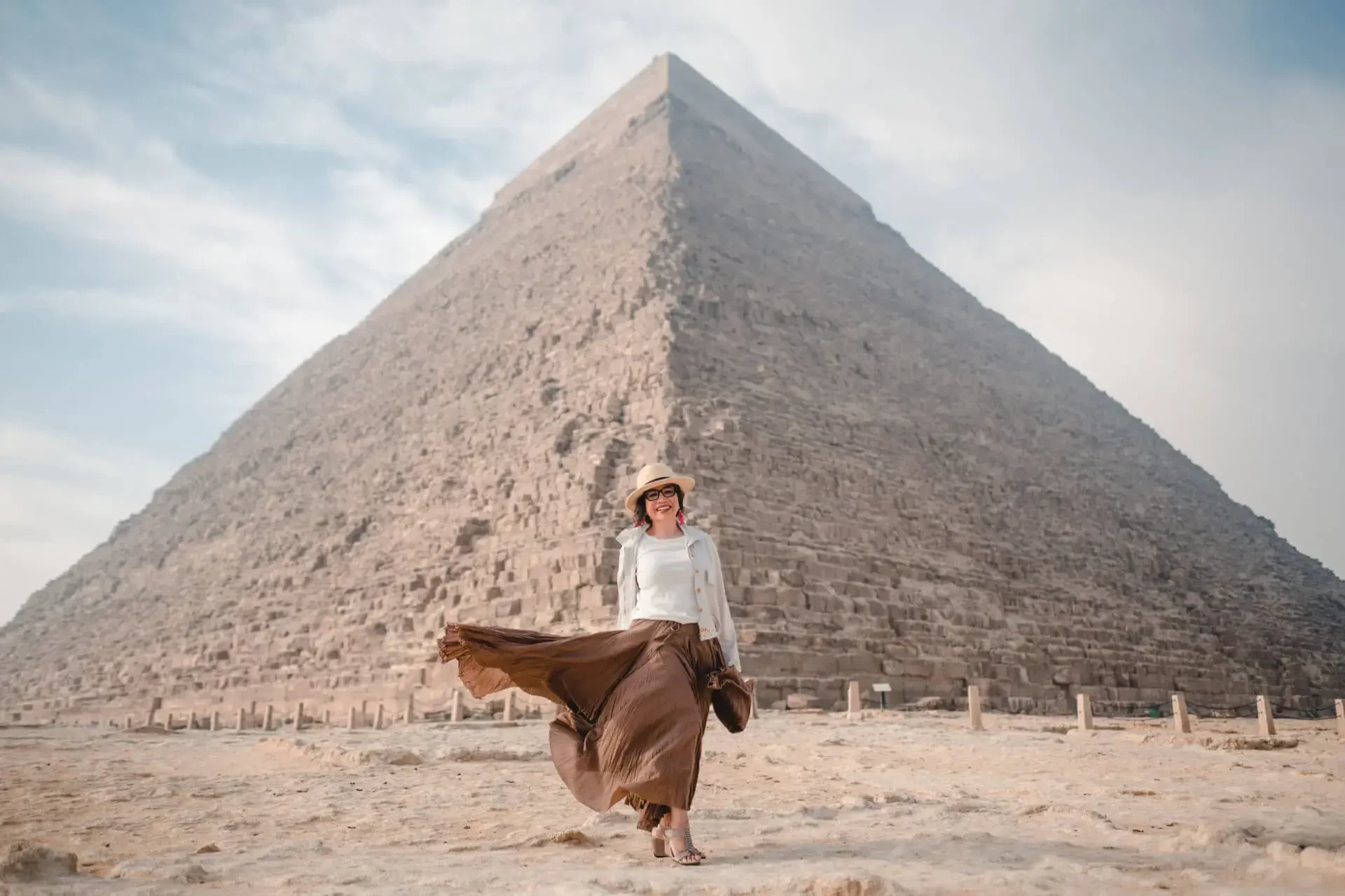 What to Wear When You are at Giza Pyramids