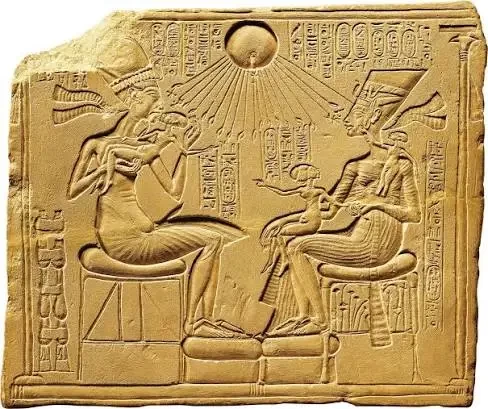 The Story of Pharaoh Akhenaten and Queen Nefertiti
